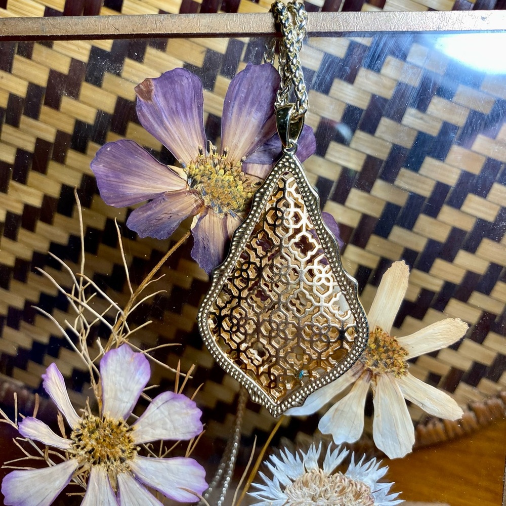 Kendra Scott Aiden Filigree Necklace